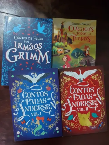 Contos de fadas - 4 Livros