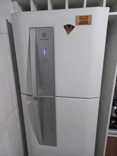 Vendo Geladeira - Baratíssima