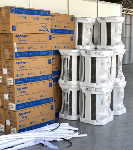 Ar-condicionado Midea 12.000 btus inverter Novo com nota fiscal.