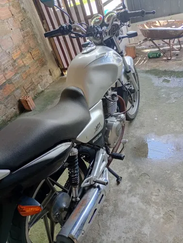 Suzuki Yes 2012