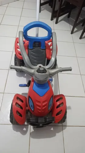 QUADRICICLO INFANTIL DO HOMEM ARANHA MUITO CONSERVADO