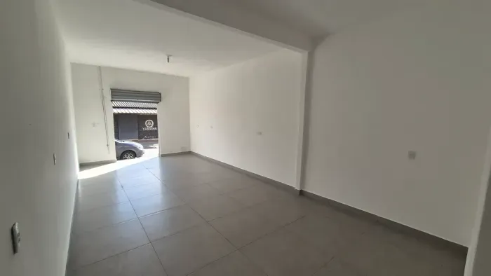 Sala Comercial ao lado da Avenida Mangalô 40 m² Setor Morada do Sol