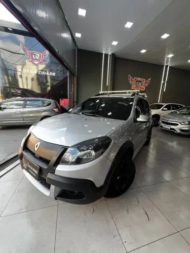 Renault Sandero Stepway Hi-flex 1.6 16V 5P Aut. 2013