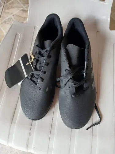 Chuteira society adidas 39