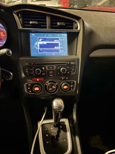 Citroen C4 Lounge Tendance 1.6 Turbo Flex Aut. 2015