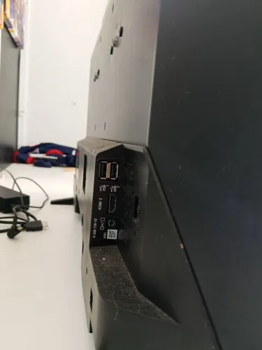 TV Sony 32 polegadas novinha