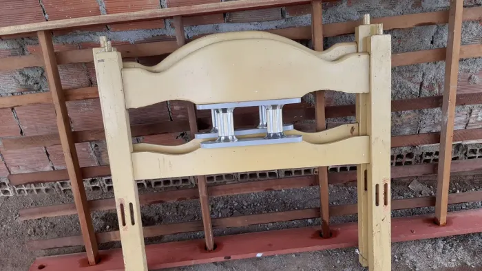 Cama solteiro perfeito estado