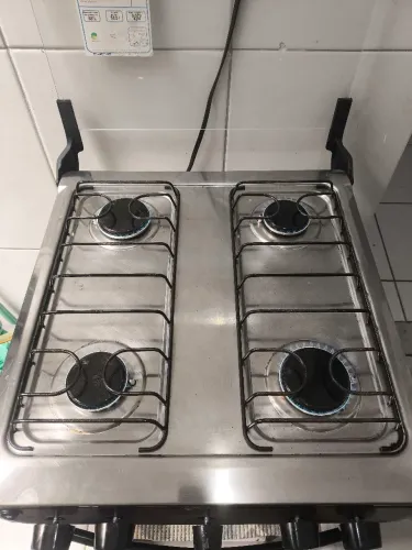 Vendo fogão semi novo