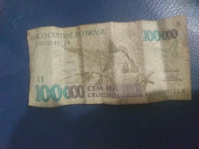 Nota antiga em ótimo estado 100 mil cruzeiros