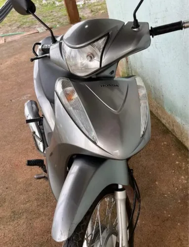 Biz 125 ótimo estado 