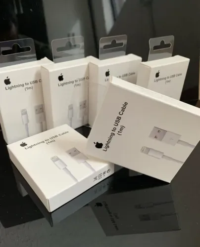 Cabo IPhone Novo na Caixa