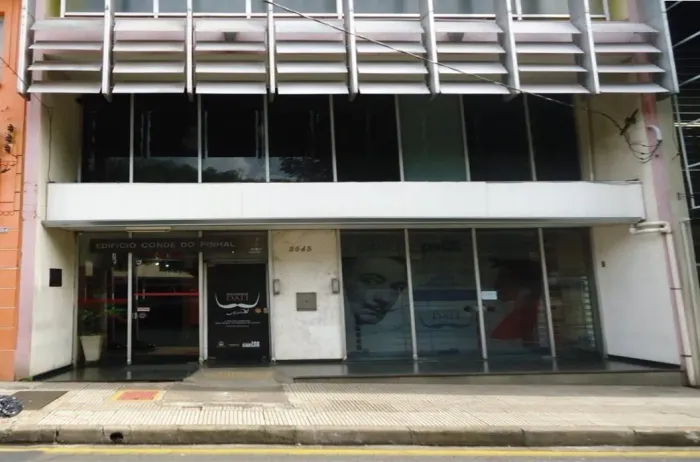 Sala Comercial no Centro próxima a Câmara Municipal em São Carlos