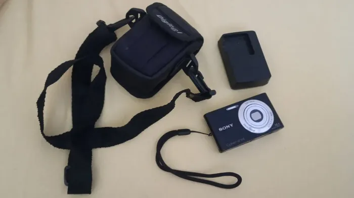 Sony Cyber - Shot