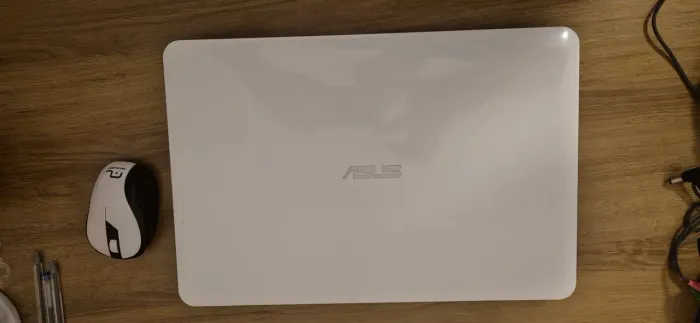 NOTEBOOK ASUS