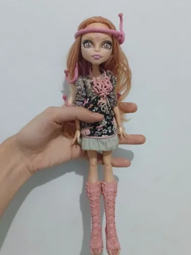 Boneca vipirine gorgon RESERVADA