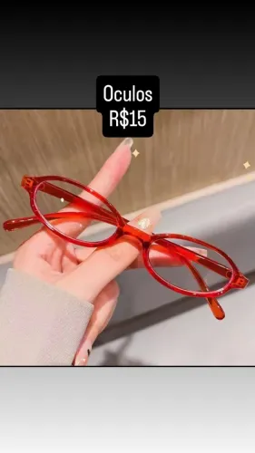 Óculos vermelho