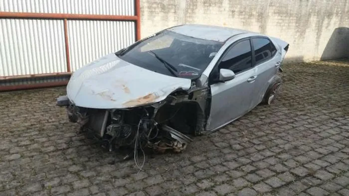 Sucata Corolla XEI, para retirada de peças