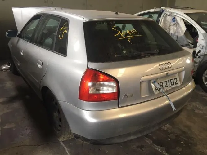 Sucata Audi A3 1.6, para retirada de peças