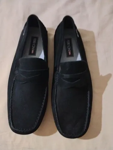 Vendo NOVÍSSIMO mocassim preto