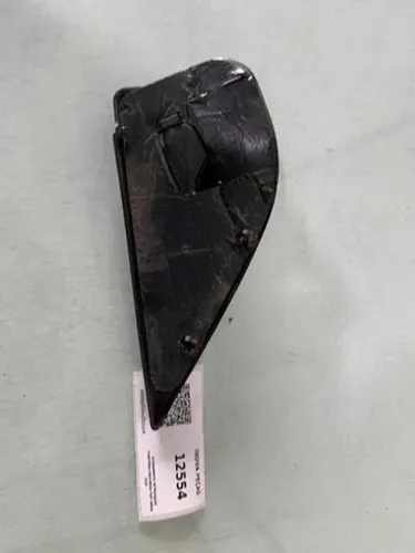 Acabamento Retrovisor Dianteira Esquerda Fiat Siena 2013