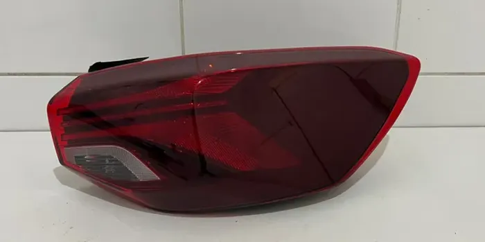 Lanterna Onix Sedan Lado Direito 2020 Á 2024 S/led Original