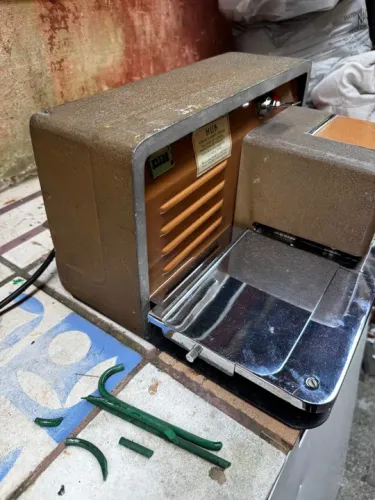 Maquina de Assinar Chanceladora Antiga