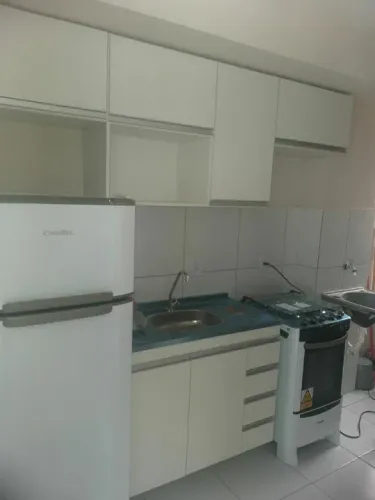 Cozinha em MDF compacta e funcional