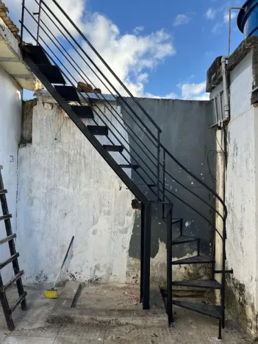Promoção De Escadas De Ferro ? * Instagram V.t_escadas