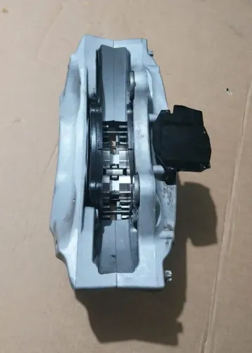 Pinça Freio Dianteira Direita Land Rover New Discovery D300 2021 2022 2023 2024