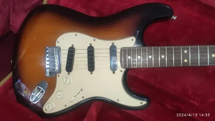 Fender American Standart (USA).