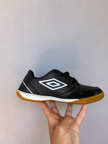 CHUTEIRA UMBRO