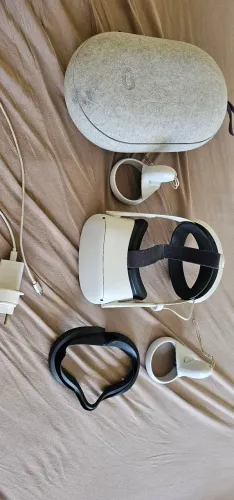 Oculus quest 2 128g + cabo que conecta no pc, usado porém funcionando perfeitamente
