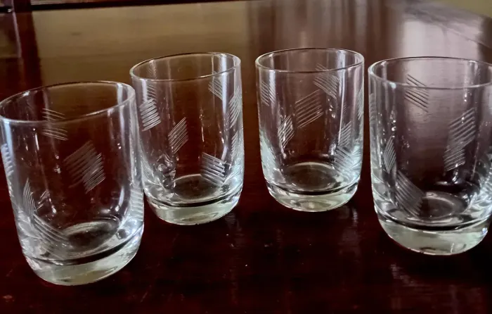 Jogo copos de cristal para licor