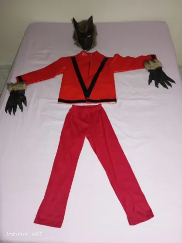 Roupa Thriller MJ Infantil + Mascara & Luva Lobisomem (aceito vender separado)