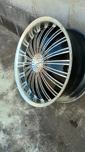 RODA KMC ARO 20 - Tala 8,5 Furacão 5x120 Aro 20 245x35x20
