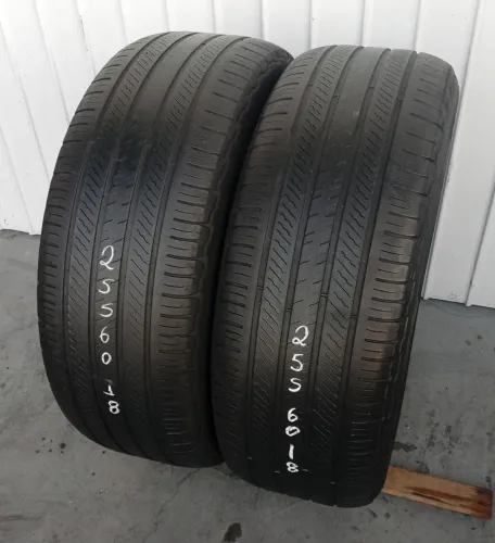 Pneus 255/60 R18 Michelin seminovos 