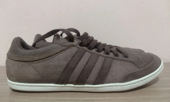 Tênis Adidas Campus Coneo - Marrom nr39