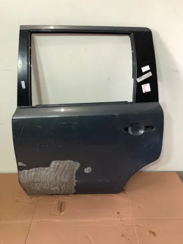 Porta Nissan Livina 2010 2011 2013 2014 Traseira Esquerda 