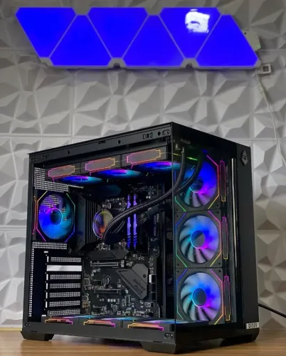 PC GAMER RYZEN 7 5700G/ 32GB RAM DDR4/ B550 GAMING PLUS