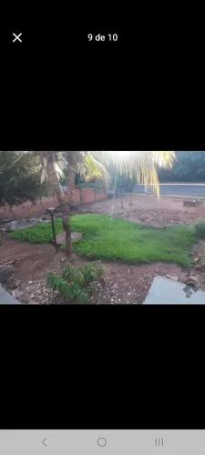 Ótima casa com terreno grande e duas frentes. Ótimo oportunidade para investidores 