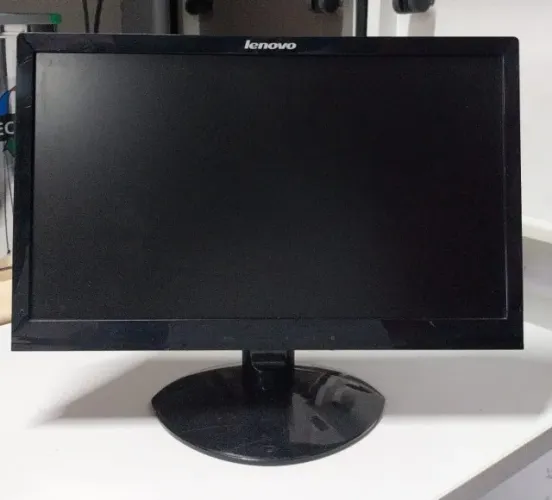 Monitor Lenovo 19 Polegadas