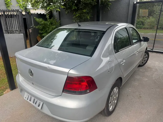 Volkswagen Voyage 1.0/1.0 City MI Total Flex 8V 4P 2011