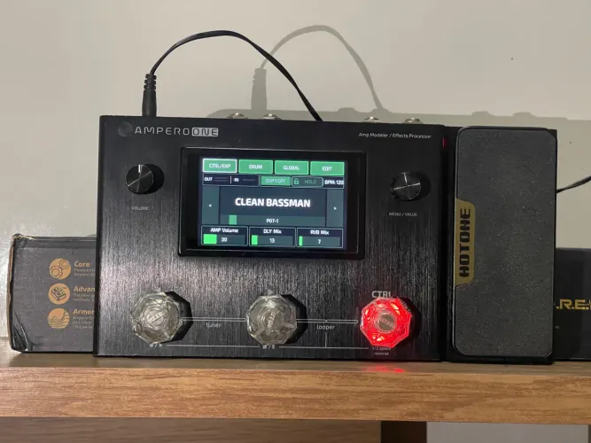 Pedaleira Hotone Ampero MP80