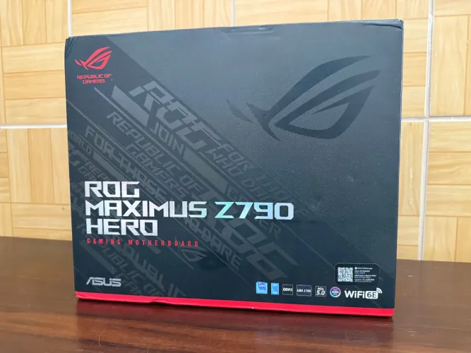Placa-Mãe ASUS ROG Maximus Z790 Hero - NOVA!