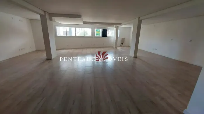 SALAS/CONJUNTOS com 110m² no bairro CENTRO em CANOAS para Alugar