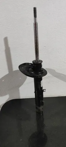 Vendo amortecedor dianteiro do Focus 2010