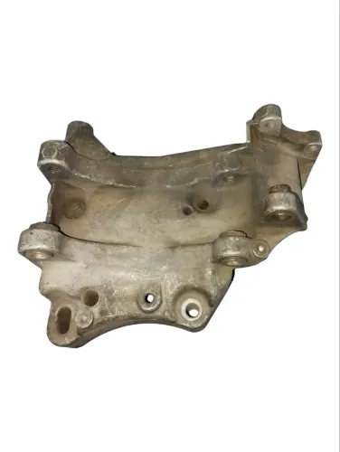 Suporte Do Alternador Citroen Xsara Break 1.6 16v *0