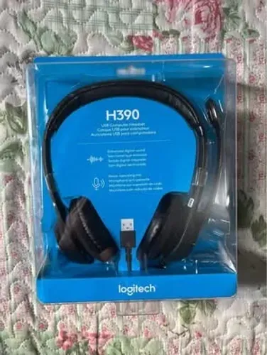 Headset com fio USB Logitech H390