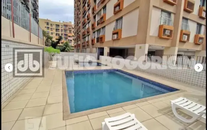 Apartamento : / Residencial / Freguesia (Jacarepaguá)