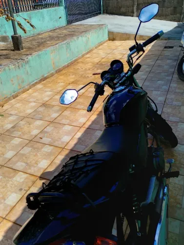 Pneu traseiro novo. Caixa de direção nova. Motor e relação ok. 